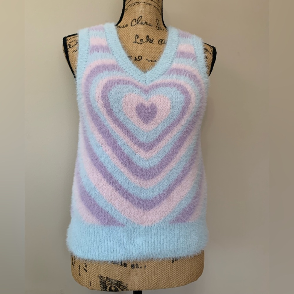 SWEET SOCIETY Hot Topic ladies, pastel hearts, sweater, vest size Small VVGUC+++